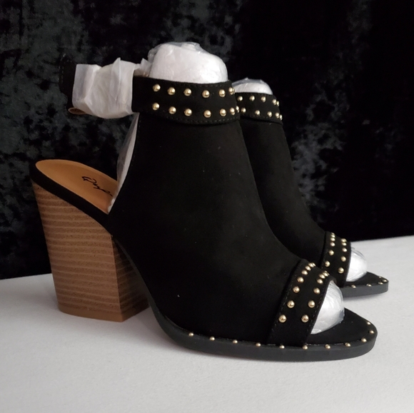 🤎 NWT Womens Heels - Picture 2 of 6